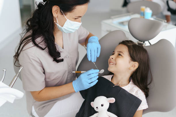 Best Emergency Tooth Extraction in Madison Center, CT